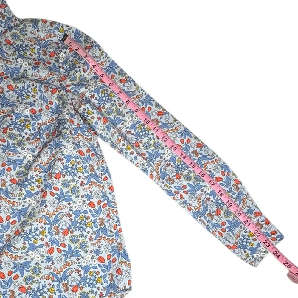 Boden Woman’s Blue Floral Button Down Shirt Size 6R - Picture 10 of 16
